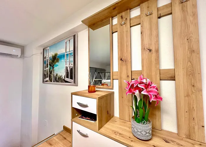 아파트 Bel Mare 2 *